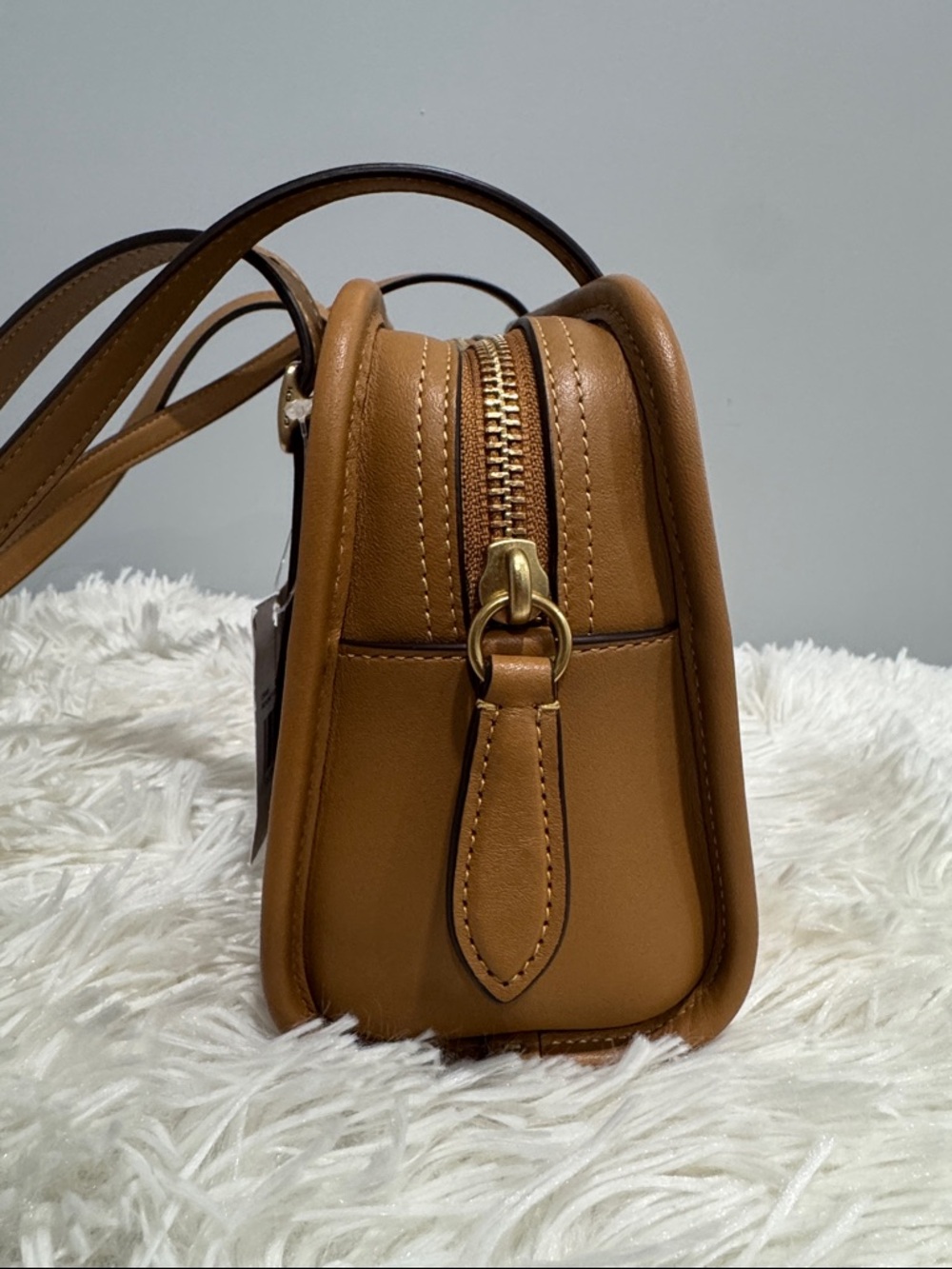 Coach Swing Zip Shoulder Bag - Picture 4 of 8